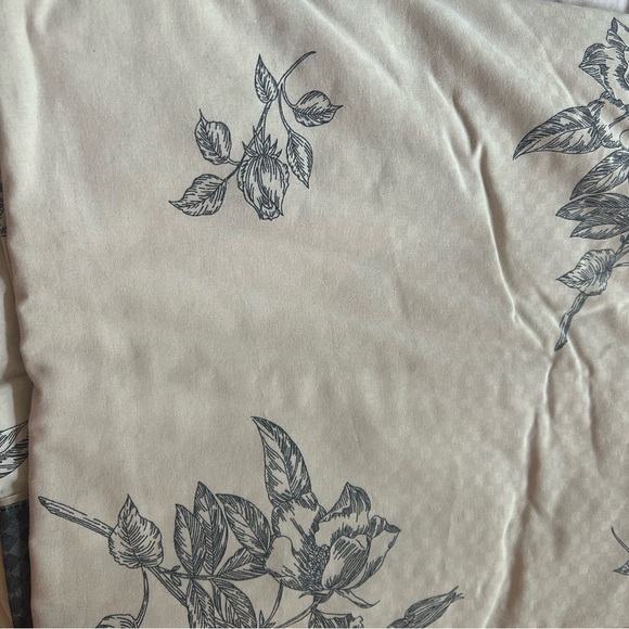 Flat sheet - Picture 3 of 4